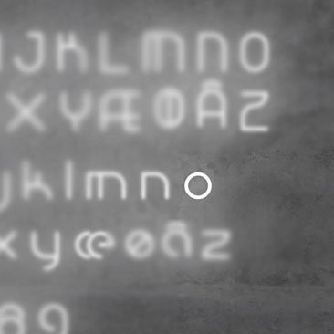 Настенный светильник Artemide Alphabet 1202o00A