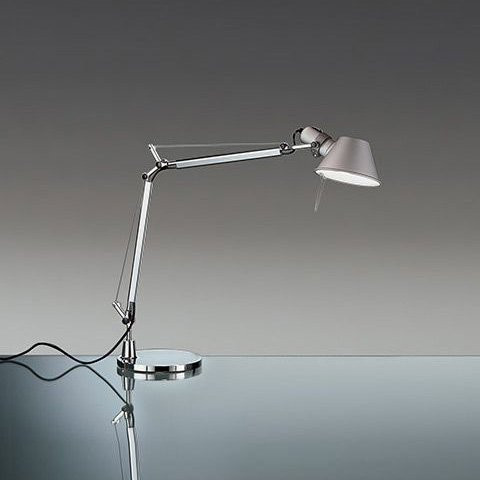 Настольная лампа Artemide Tolomeo A0054W00 Настольная лампа Artemide Tolomeo A0054W00