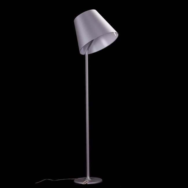 Торшер Artemide Melampo terra - Aluminium grey 0123010A Торшер Artemide Melampo terra - Aluminium grey 0123010A