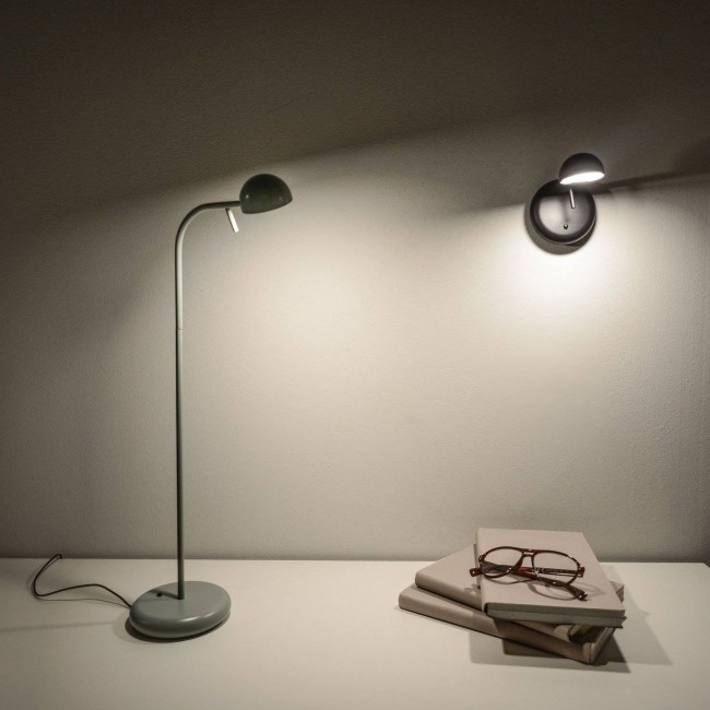 Настольная лампа Vibia Pin 1650 62 /10 Настольная лампа Vibia Pin 1650 62 /10