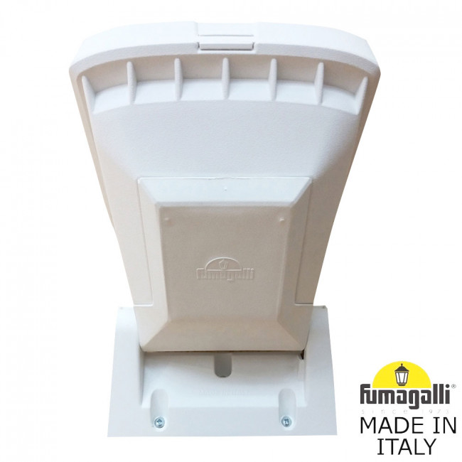 Уличный настенный светильник Fumagalli Germana 2N1.702.000.WYF1R Уличный настенный светильник Fumagalli Germana 2N1.702.000.WYF1R