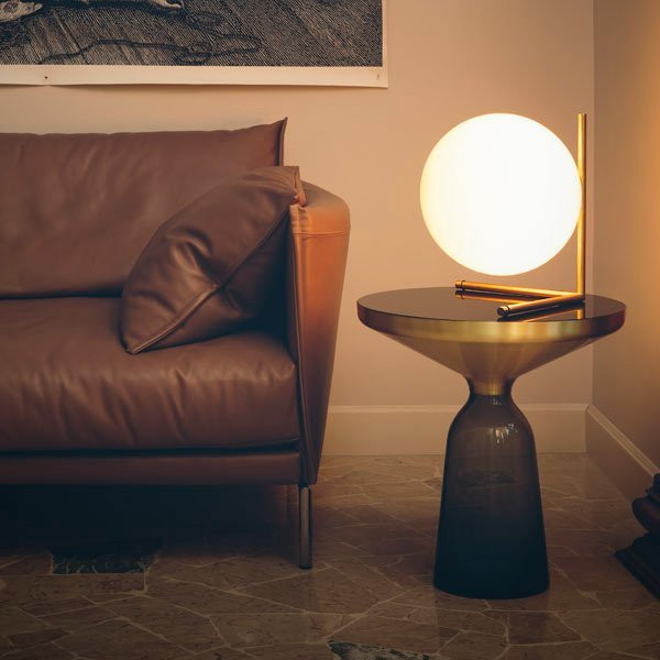 Настольная лампа Flos IC Lights IC T2 Brushed brass F3172059 Настольная лампа Flos IC Lights IC T2 Brushed brass F3172059