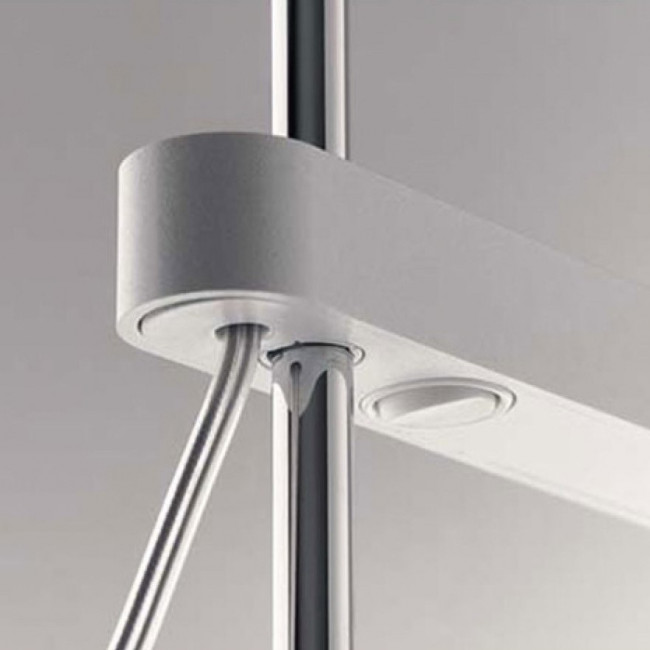 Настольный светильник Artemide Talak 0687510A Настольный светильник Artemide Talak 0687510A