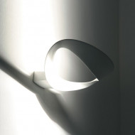 Настенный светильник Artemide Mesmeri 0918W10A Настенный светильник Artemide Mesmeri 0918W10A