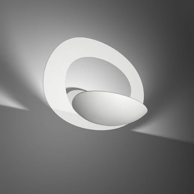Настенный светильник Artemide Pirce 1240010A Настенный светильник Artemide Pirce 1240010A