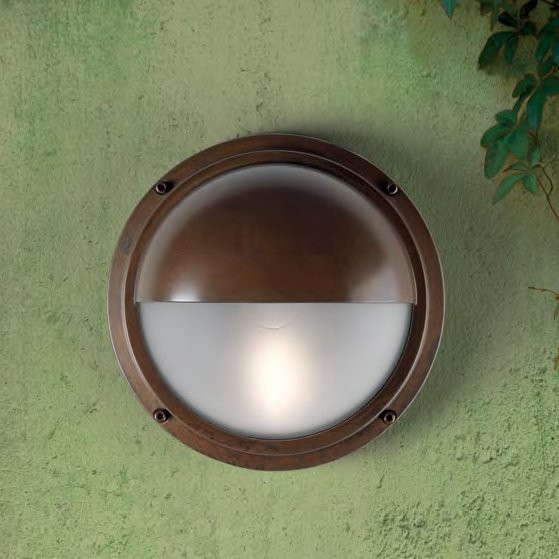 Настенный уличный светильник Lustrarte New Collection 1901-0689 Настенный уличный светильник Lustrarte New Collection 1901-0689