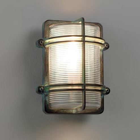 Настенный уличный светильник Lustrarte New Collection 1902-1025 Настенный уличный светильник Lustrarte New Collection 1902-1025