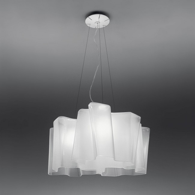 Подвесной светильник Artemide Logico sospensione mini 3x120 0698020A Подвесной светильник Artemide Logico sospensione mini 3x120 0698020A