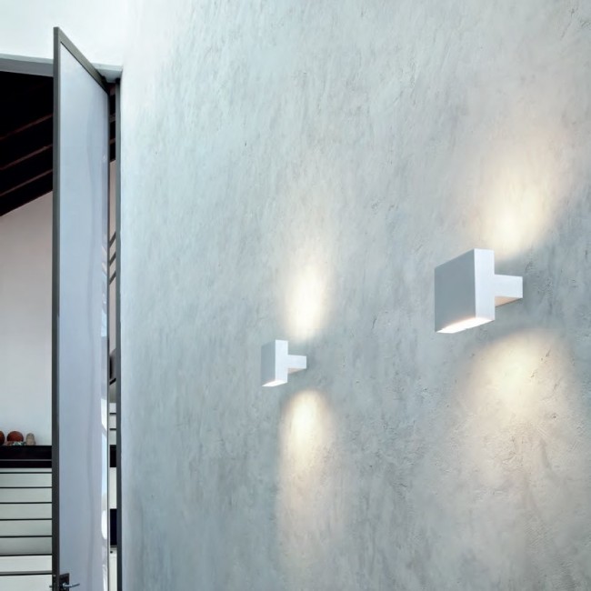 Настенный светильник Flos Tight Light F0011009 Настенный светильник Flos Tight Light F0011009