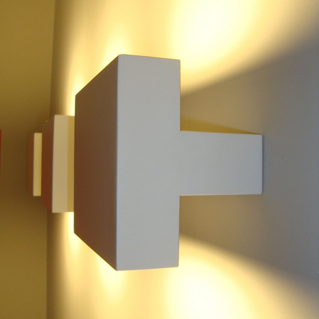 Настенный светильник Flos Tight Light F0011009 Настенный светильник Flos Tight Light F0011009