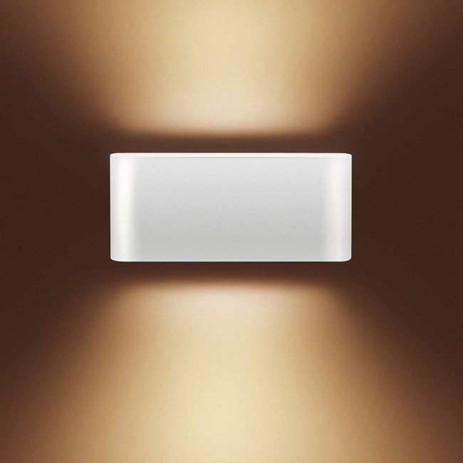 Настенный светильник Artemide Two Flags DEG8100A10L Настенный светильник Artemide Two Flags DEG8100A10L