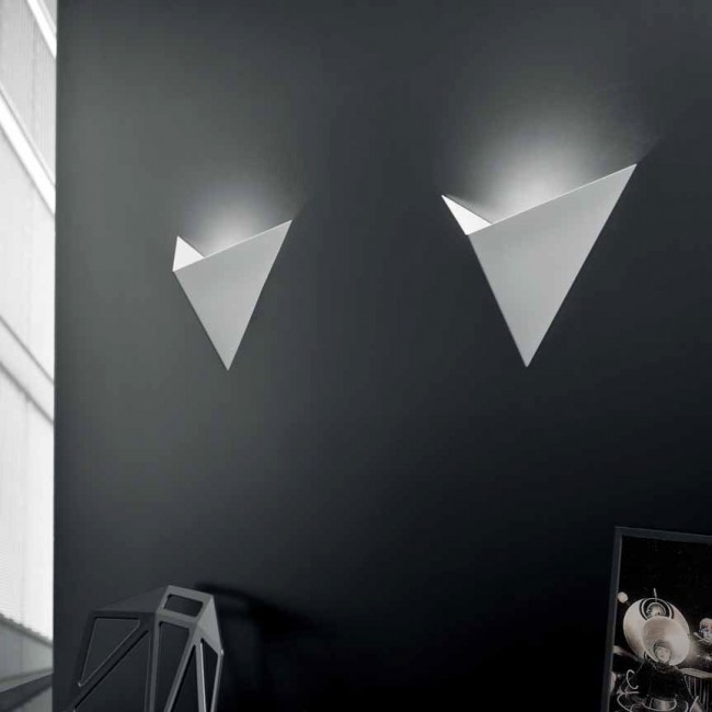 Настенный светильник Axo Light AP VASILY APVASILYBCXXG9X Настенный светильник Axo Light AP VASILY APVASILYBCXXG9X