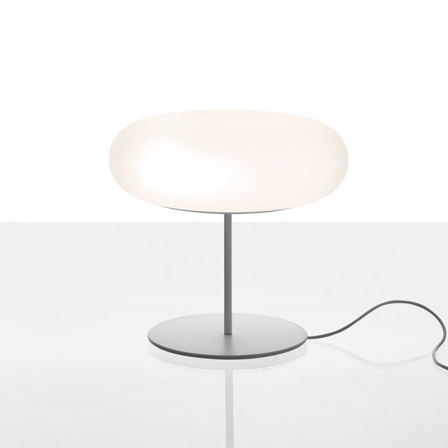 Настольная лампа Artemide Itka DX0060C10 Настольная лампа Artemide Itka DX0060C10