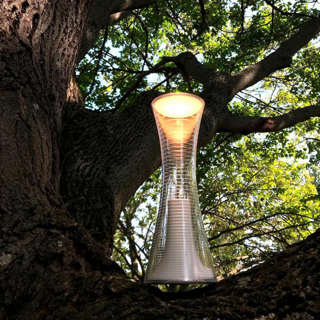 Настольный светильник Artemide Come together 0165010A Настольный светильник Artemide Come together 0165010A