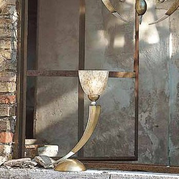 Настольная лампа MM Lampadari Horn 6073/L1 V1758 Настольная лампа MM Lampadari Horn 6073/L1 V1758