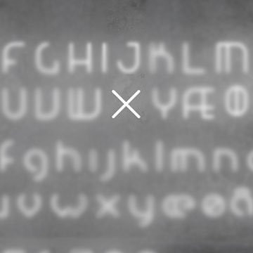 Настенный светильник Artemide Alphabet 1201X00A Настенный светильник Artemide Alphabet 1201X00A