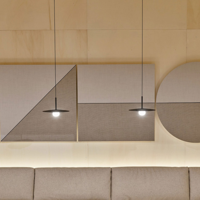 Подвесной светильник Vibia Tempo 5770 18 /1B Подвесной светильник Vibia Tempo 5770 18 /1B