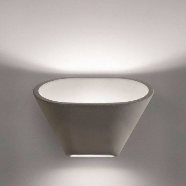 Настенный светильник Foscarini Aplomb grigio 195005L 25 Настенный светильник Foscarini Aplomb grigio 195005L 25